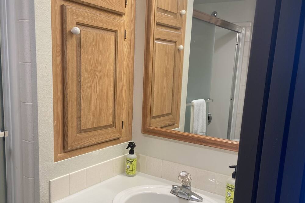 Photo of Bathroom in Hope