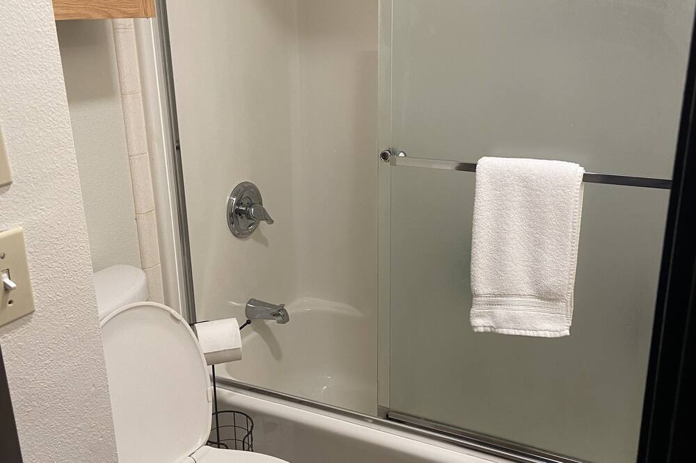 Photo of Bathroom in Hope