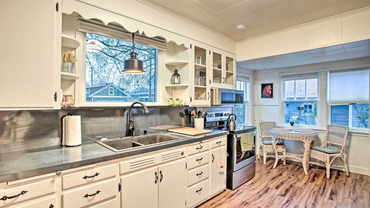 Photo of Kitchen in Garden District