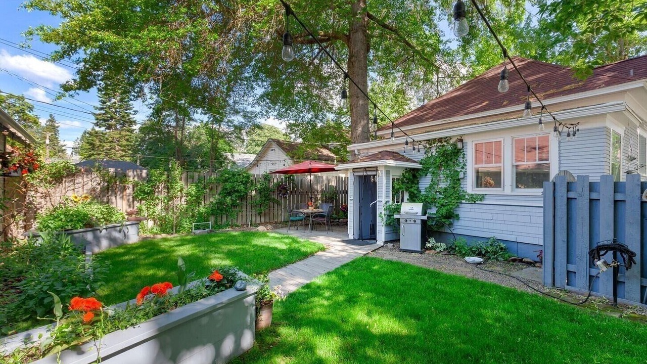 Photo of Outdoor in Garden District