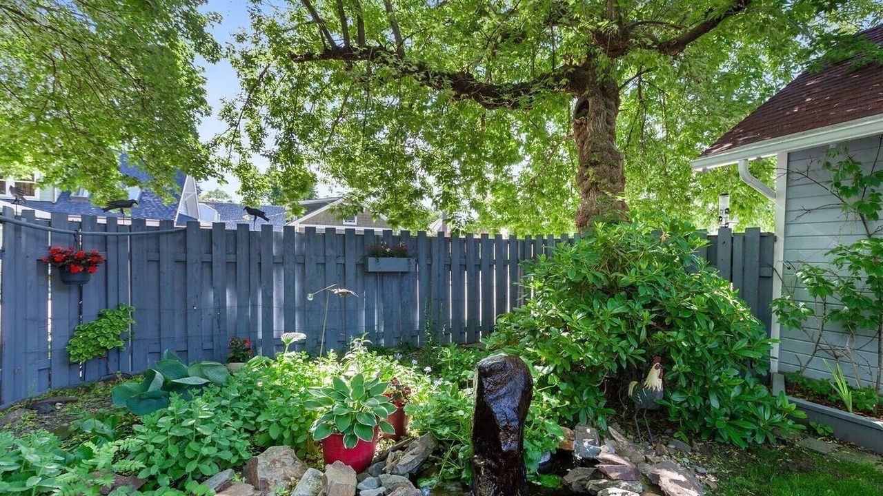 Photo of Outdoor in Garden District