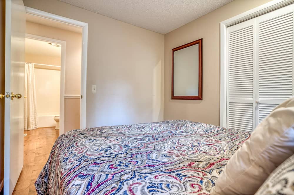 Photo of Bedroom in Sunriver