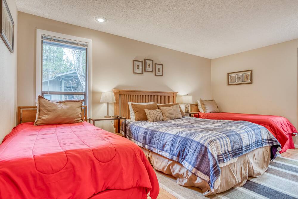Photo of Bedroom in Sunriver