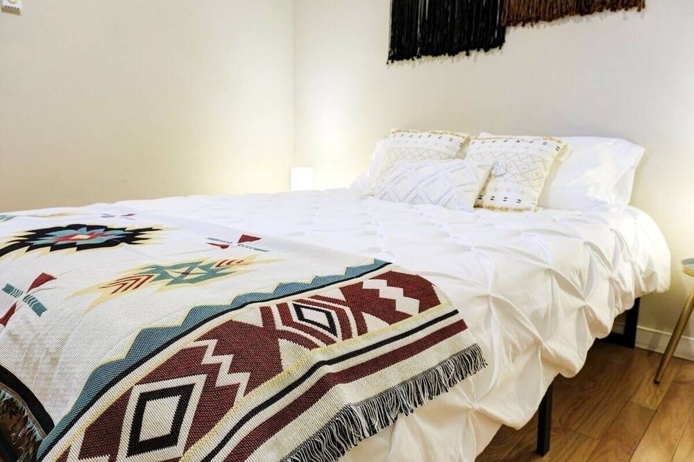 Photo of Bedroom in South Seattle