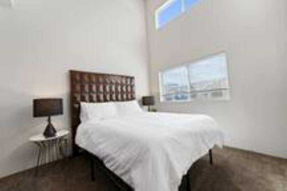 Photo of Bedroom in Greenacres