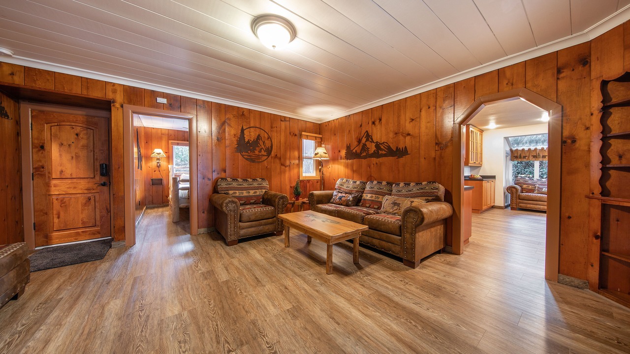 Photo of Livingroom in Maple Valley