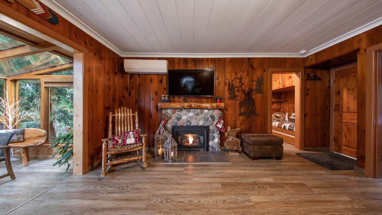 Photo of Livingroom in Maple Valley