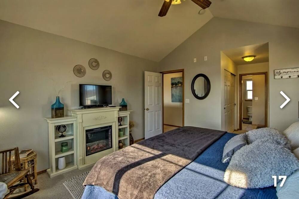 Photo of Bedroom in Pasco