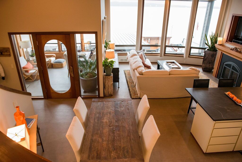Photo of Livingroom in Three Tree Point