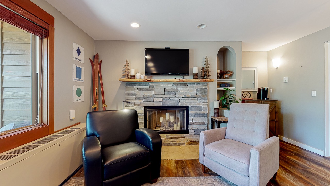 Photo of Livingroom in Bend