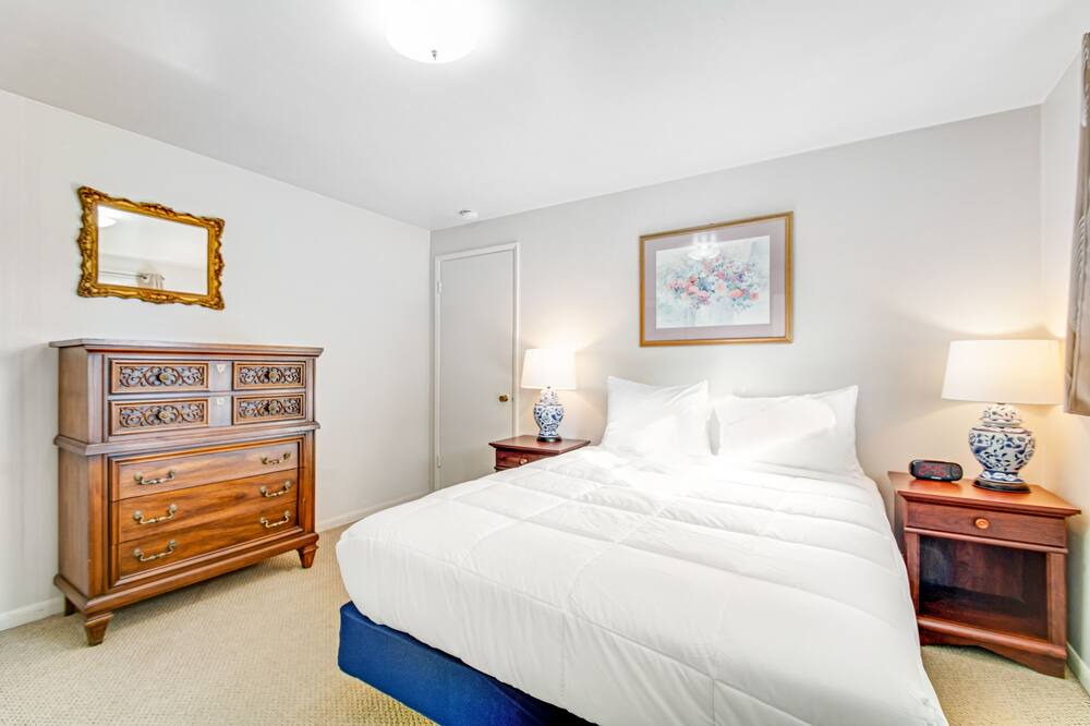 Photo of Bedroom in Westport