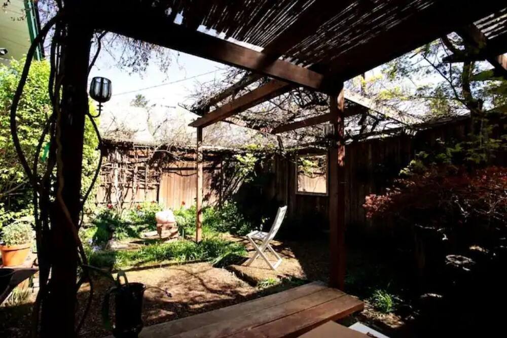 Photo of Outdoor in Medford