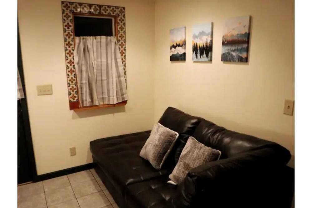 Photo of Livingroom in Medford