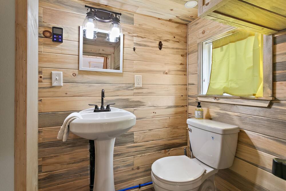 Photo of Bathroom in Central Point