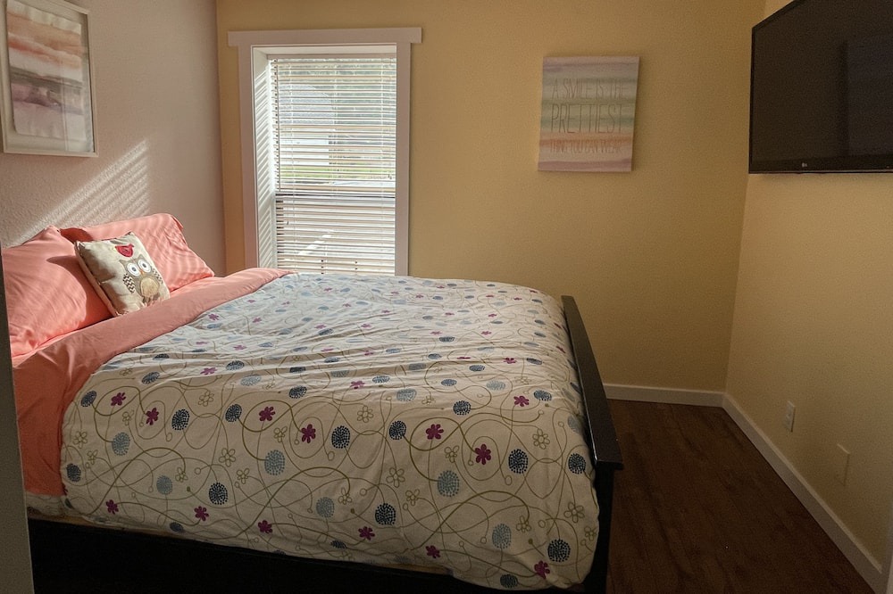 Photo of Bedroom in Cathcart