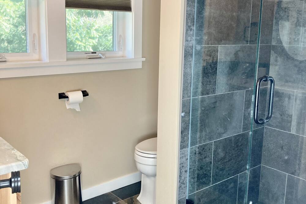 Photo of Bathroom in Cascade Locks