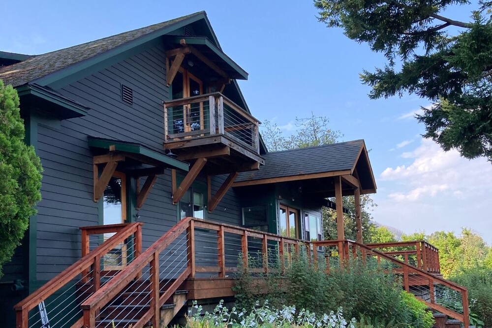 Photo of Outdoor in Cascade Locks