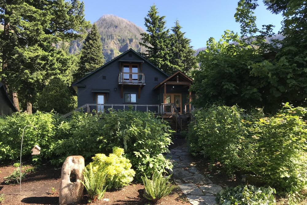 Photo of Outdoor in Cascade Locks
