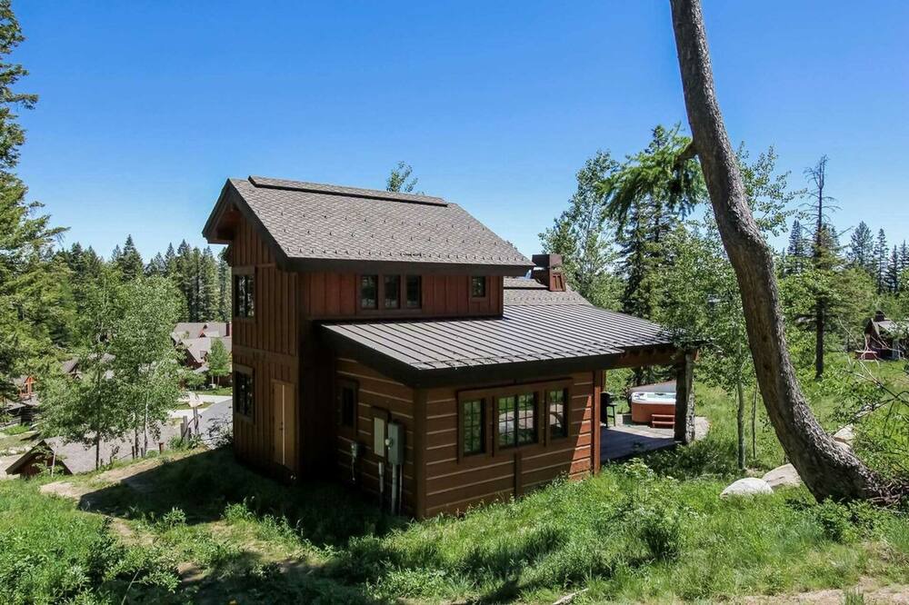 Photo of Outdoor in Tamarack Resort