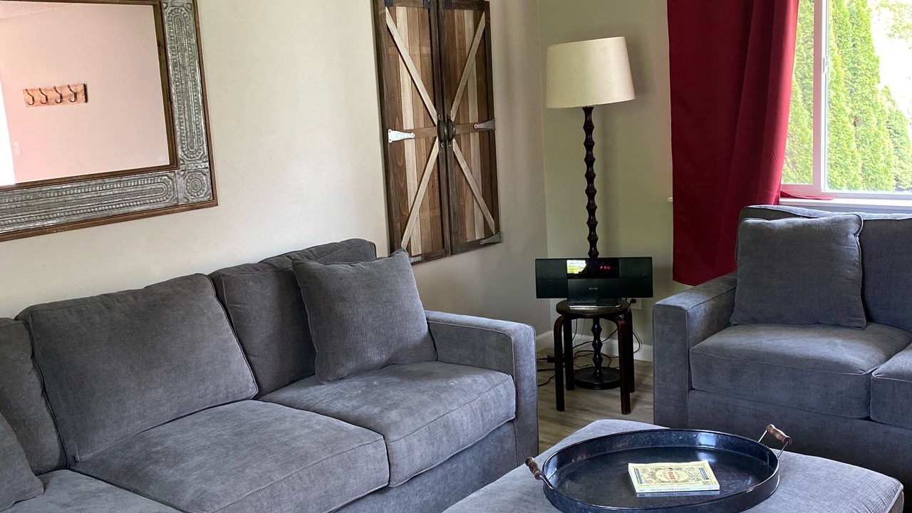 Photo of Livingroom in Cheney