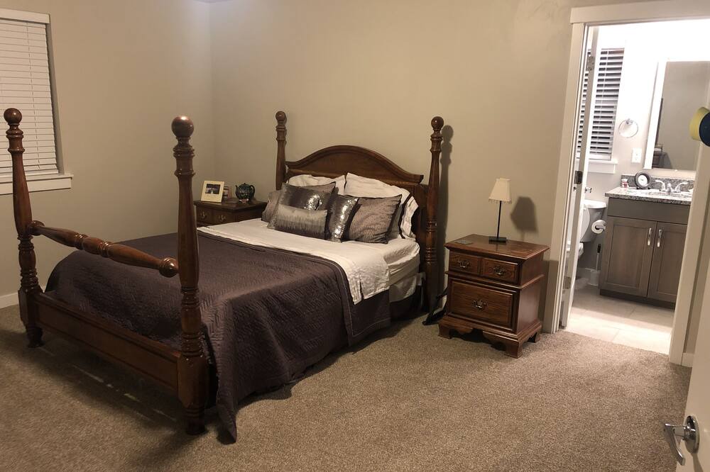 Photo of Bedroom in Southwest Ada County Alliance