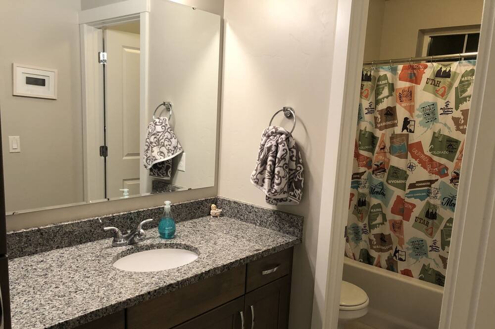 Photo of Bedroom in Southwest Ada County Alliance