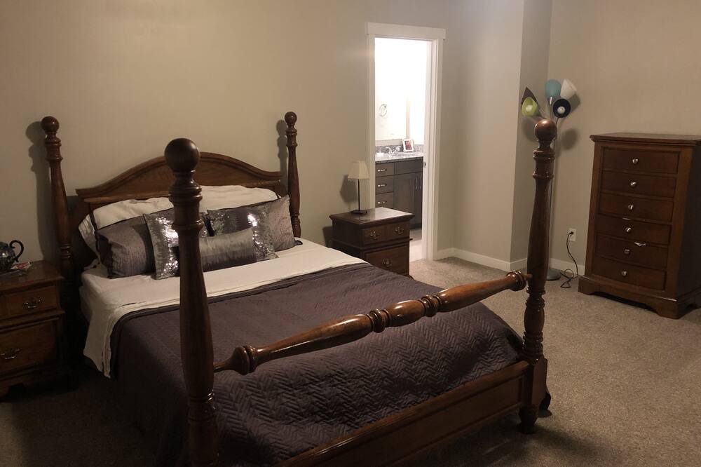 Photo of Bedroom in Southwest Ada County Alliance