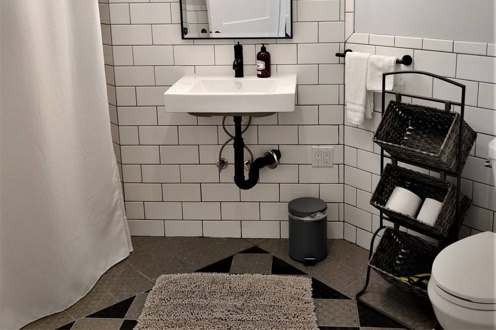 Photo of Bathroom in North End