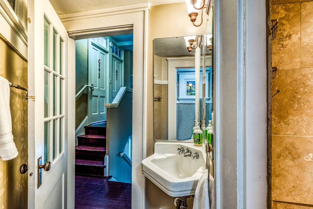 Photo of Bathroom in North End