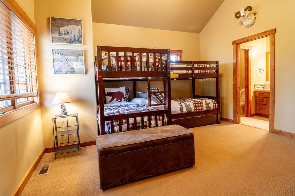 Photo of Bedroom in Tamarack