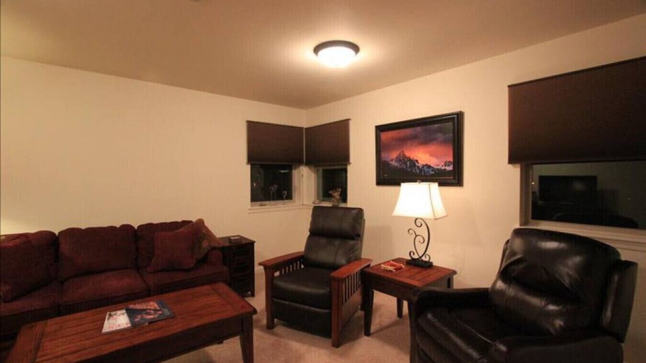 Photo of Livingroom in Sage Hen