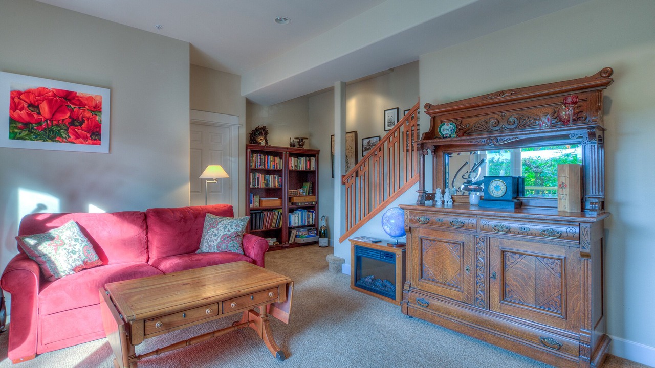 Photo of Livingroom in La Conner