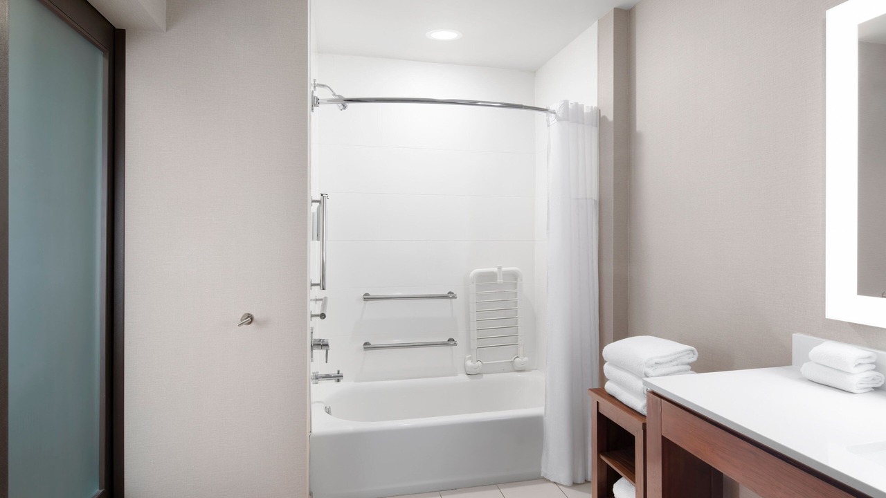 Photo of Bedroom in SeaTac