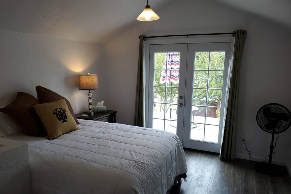Photo of Bedroom in Puyallup