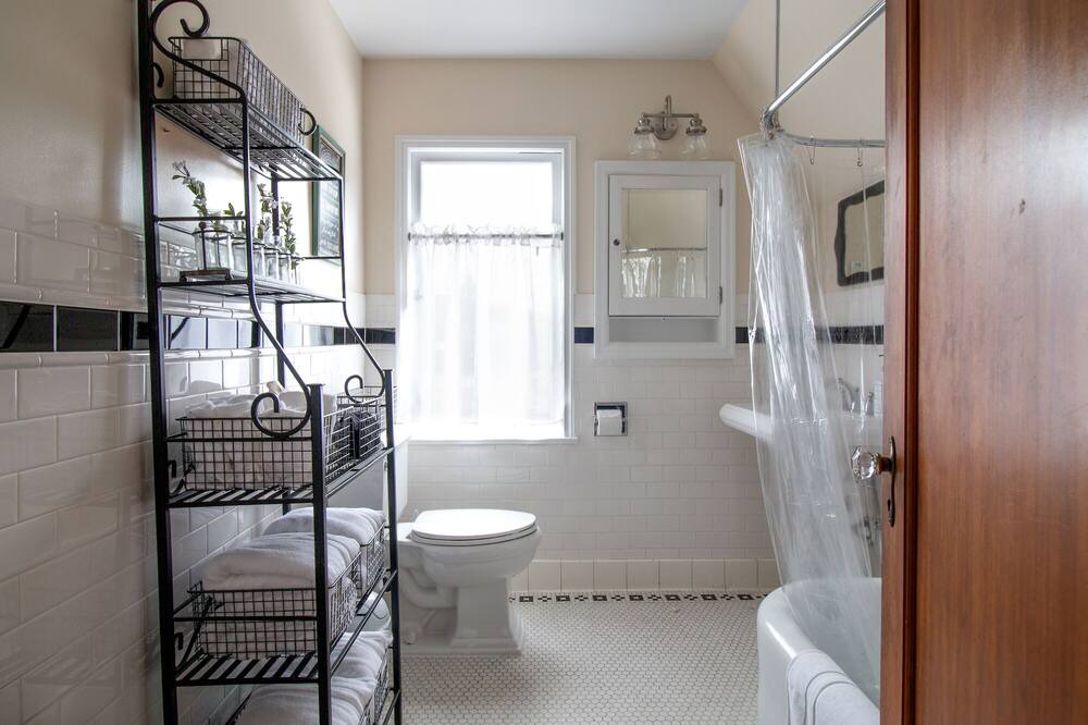 Photo of Bathroom in Monroe