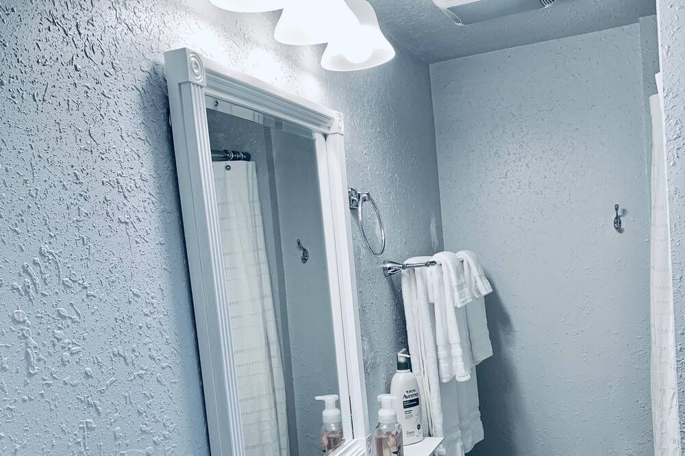 Photo of Bathroom in South Delridge