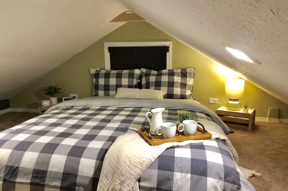 Photo of Bedroom in South Delridge