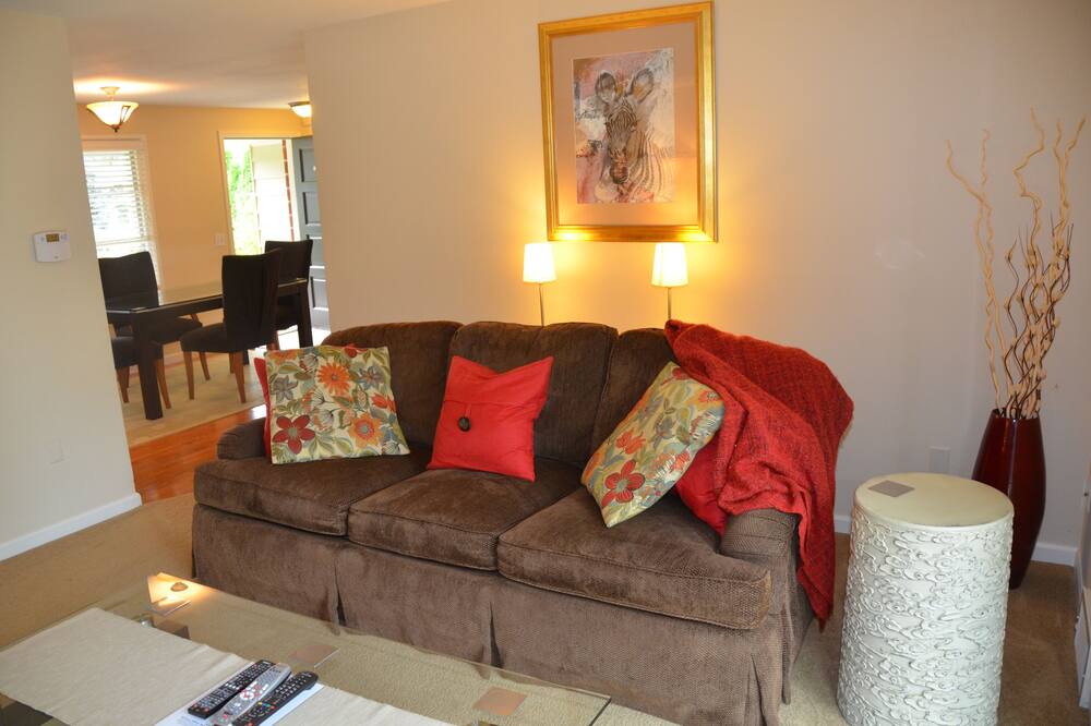 Photo of Bedroom in West Bellevue