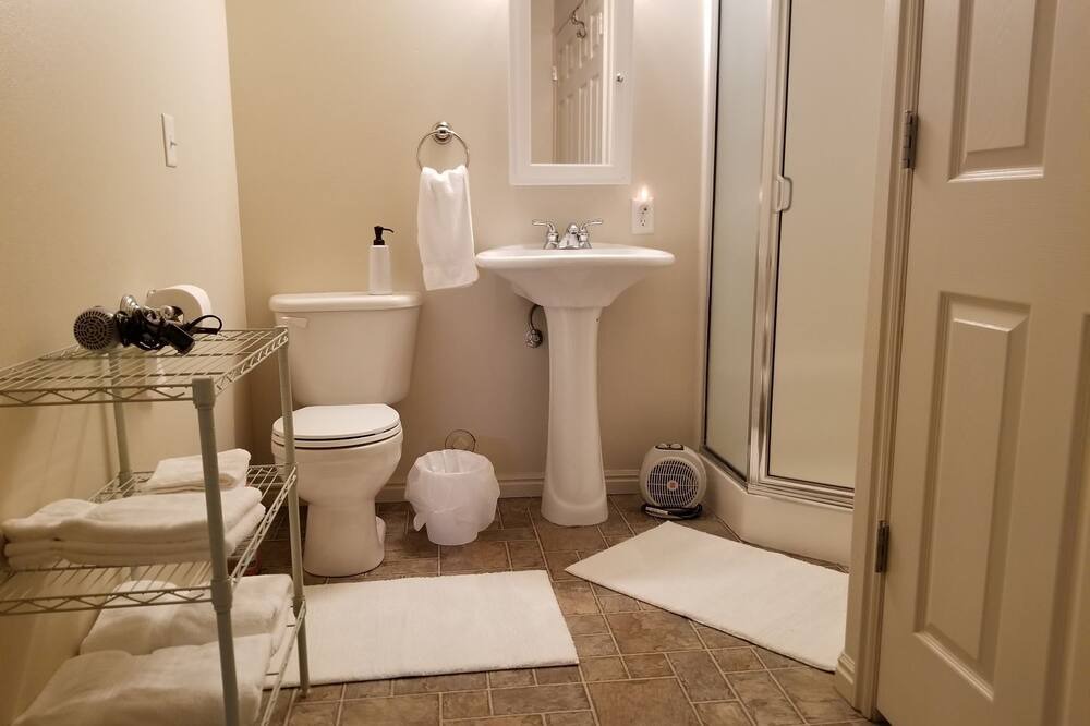Photo of Bathroom in St. Anthony