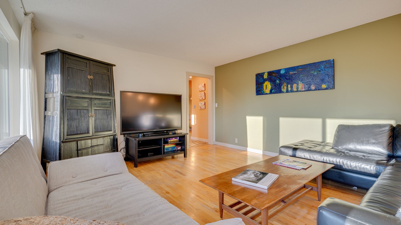 Photo of Livingroom in Burien
