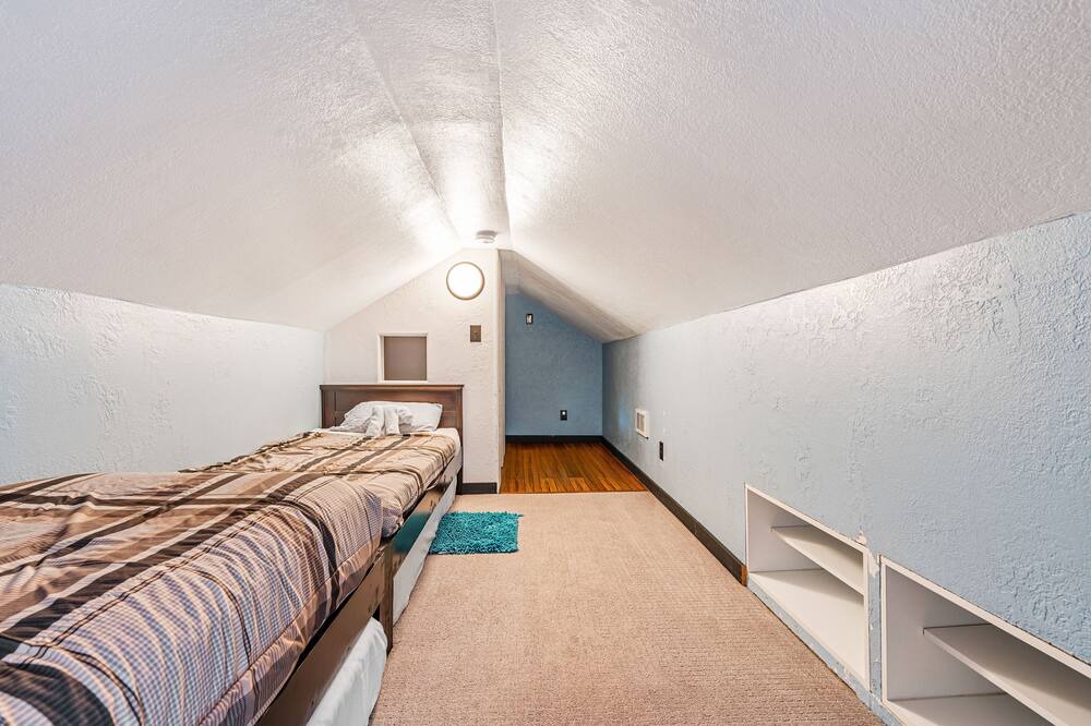 Photo of Bedroom in Bloomington