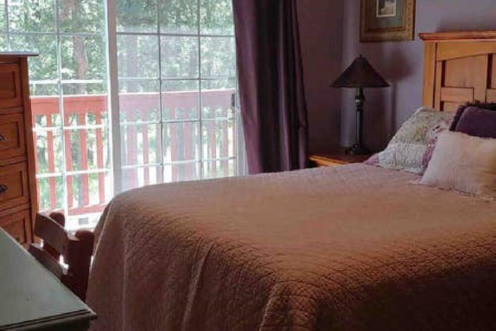 Photo of Bedroom in Three Rivers