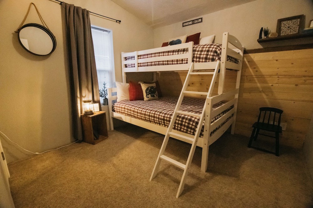 Photo of Bedroom in Leavenworth