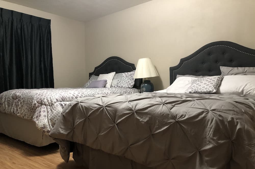 Photo of Bedroom in Ahsahka