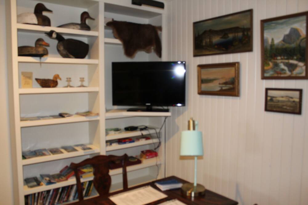 Photo of Bedroom in Anacortes