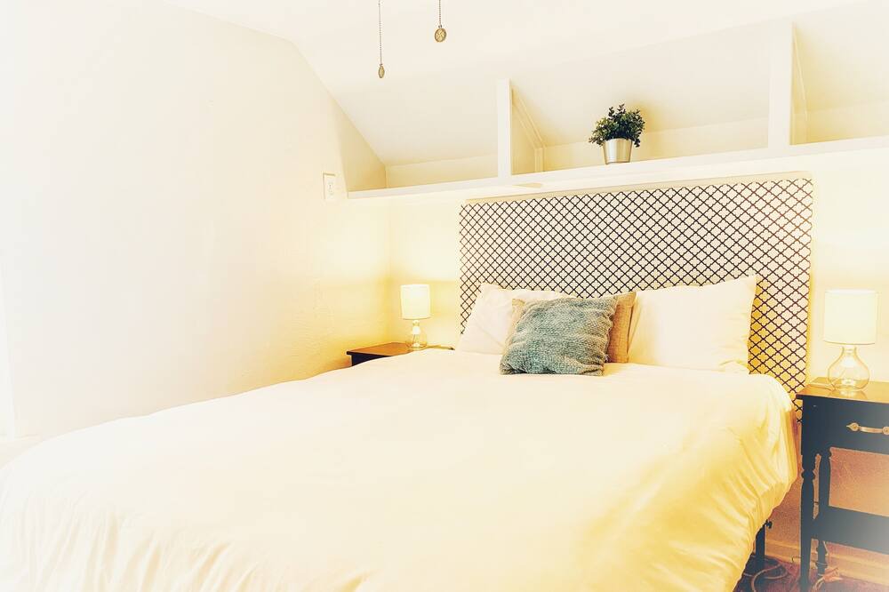 Photo of Bedroom in Puyallup