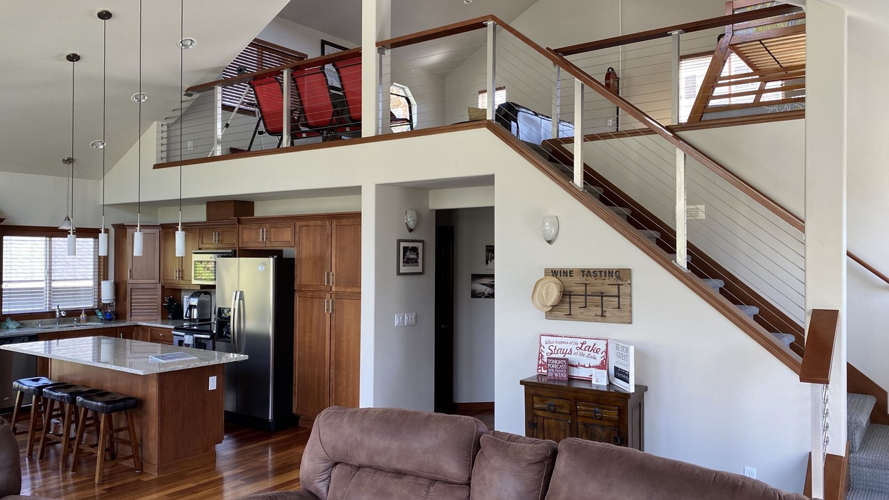 Photo of Livingroom in Manson