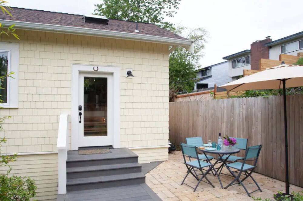 Photo of Patio Balcony in Columbia City