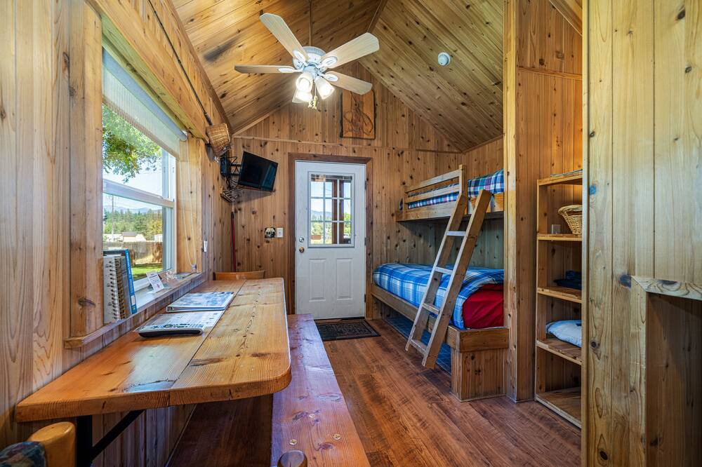 Photo of Bedroom in Northport