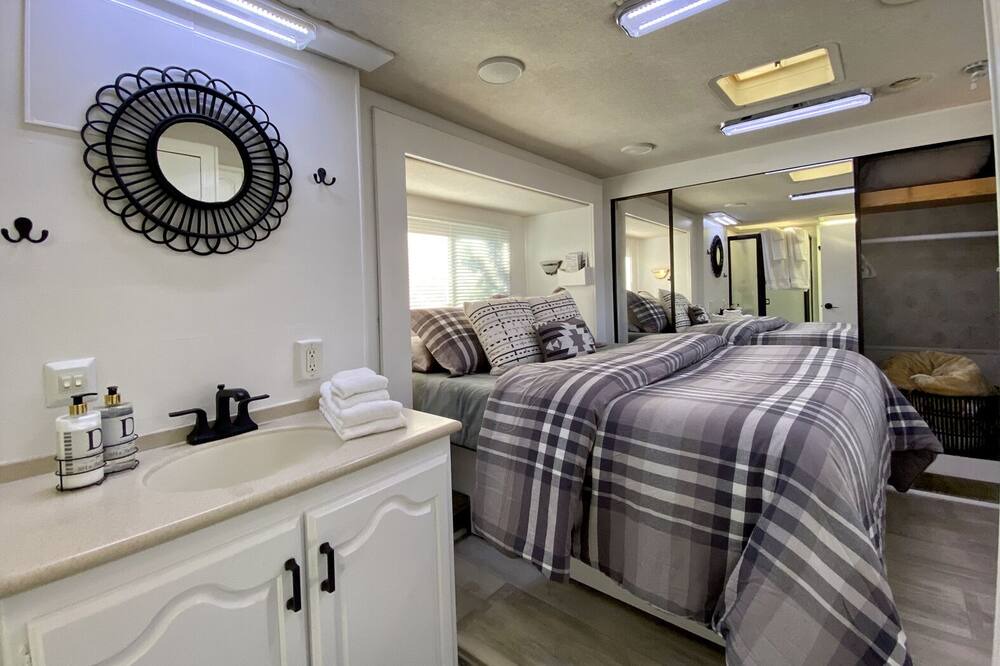 Photo of Bathroom in Talent